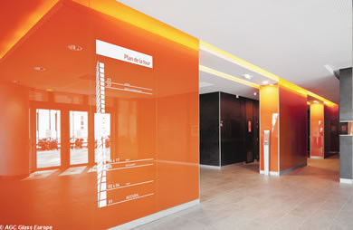Decorative Waterproof RAL 2001 Orange Classic Lacquered Glass , For Interior Applications